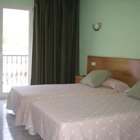 Chamuinas Hotel