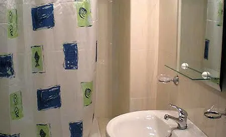 Vida Chamuinas Hotell